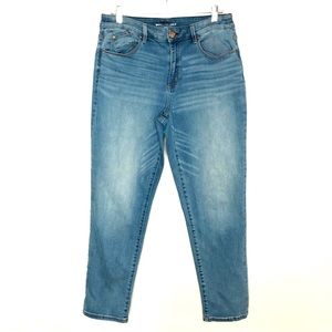 Chico’s Medium Wash High Rise Boyfriend Ankle Jeans Size 8R 5-pocket 28” Inseam